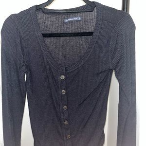 ABERCROMBIE BUTTON DOWN SWEATER